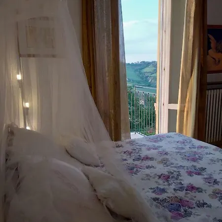 Palazzo Mestichelli Boutique Palace * 蒙泰普兰多内